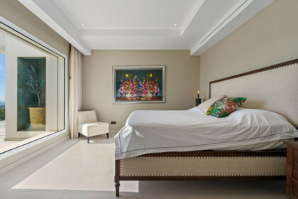 41ce0ac3eb34ad50bb396f1ed40f8222 - 11