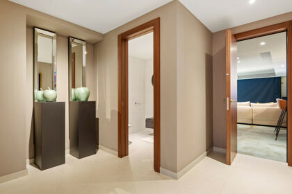 41ce0ac3eb34ad50bb396f1ed40f8222 - 12