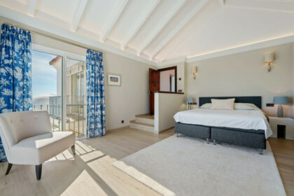 41ce0ac3eb34ad50bb396f1ed40f8222 - 20