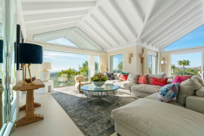 41ce0ac3eb34ad50bb396f1ed40f8222 - 35