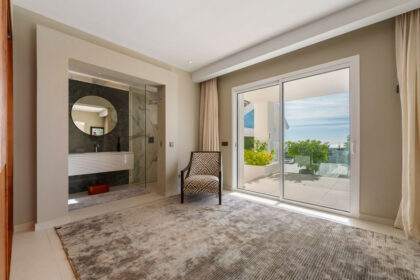 41ce0ac3eb34ad50bb396f1ed40f8222 - 45