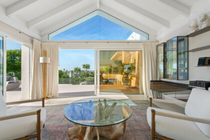 41ce0ac3eb34ad50bb396f1ed40f8222 - 46