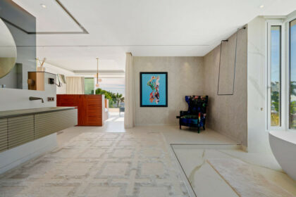 41ce0ac3eb34ad50bb396f1ed40f8222 - 53