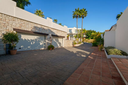 41ce0ac3eb34ad50bb396f1ed40f8222 - 65