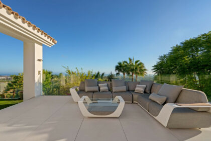 41ce0ac3eb34ad50bb396f1ed40f8222 - 66