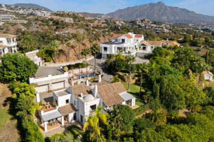 41ce0ac3eb34ad50bb396f1ed40f8222 - 78