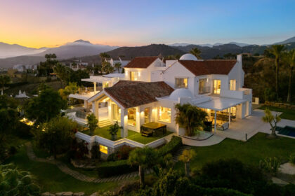 41ce0ac3eb34ad50bb396f1ed40f8222 - 83