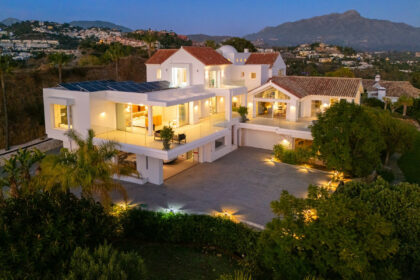 41ce0ac3eb34ad50bb396f1ed40f8222 - 85