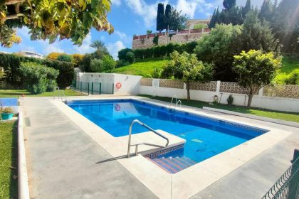 41e4f1920e4b6b6732e0dd86053e4f63 - 1