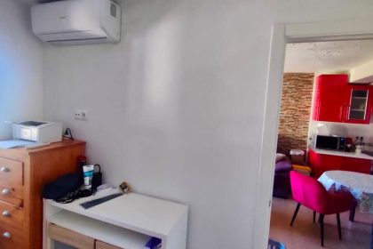 41e4f1920e4b6b6732e0dd86053e4f63 - 9