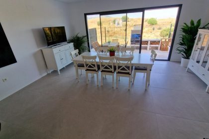 4206b5f91d31d151dc0a3d9cd1b32fda - 11