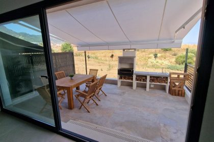 4206b5f91d31d151dc0a3d9cd1b32fda - 12