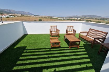 4206b5f91d31d151dc0a3d9cd1b32fda - 3