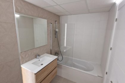 4206b5f91d31d151dc0a3d9cd1b32fda - 49