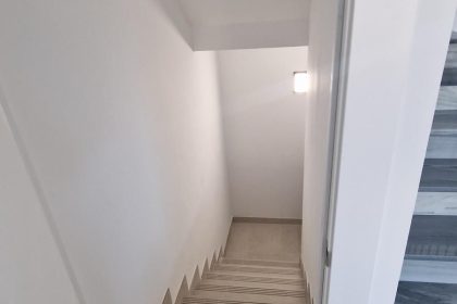 4206b5f91d31d151dc0a3d9cd1b32fda - 51