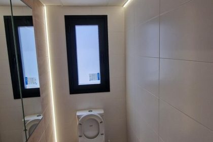 4206b5f91d31d151dc0a3d9cd1b32fda - 52