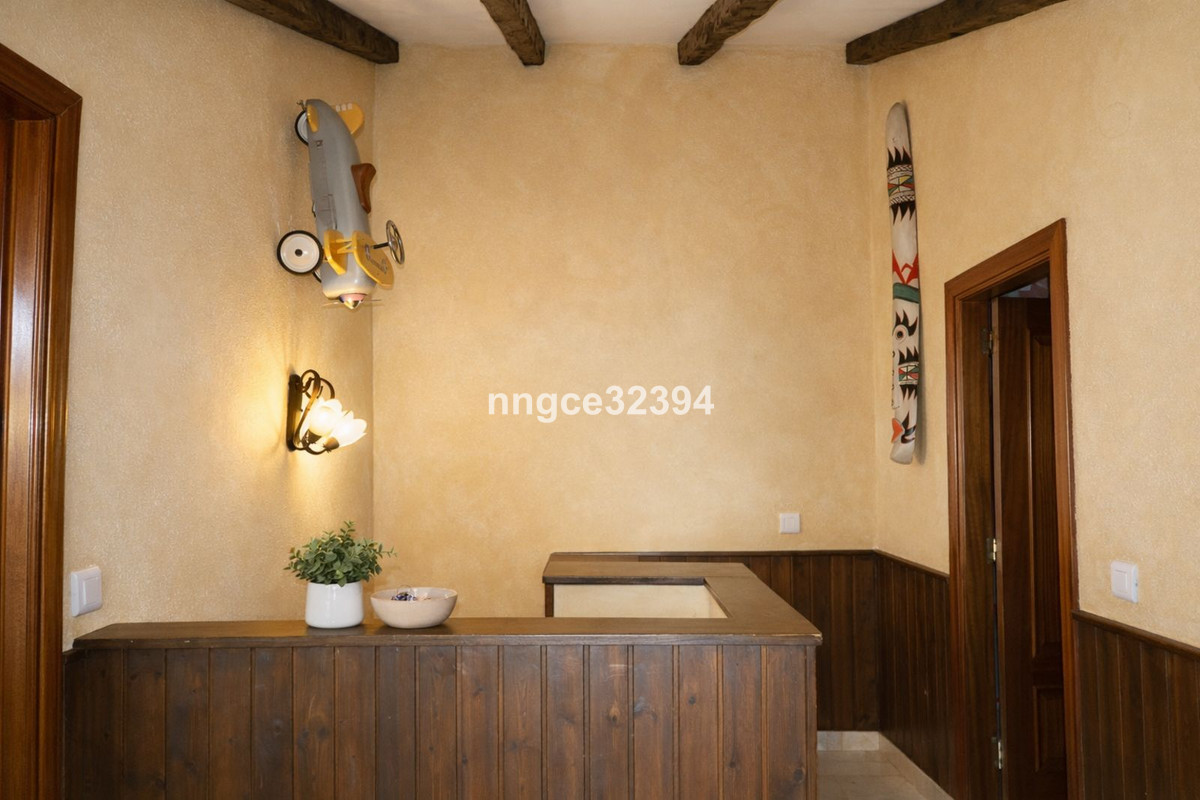 422cc21e87cf17b2ce4a9fc0a8dc3a88 - 27