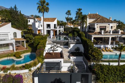 423712962d0ef7945a97deeb011a8ddb - 52