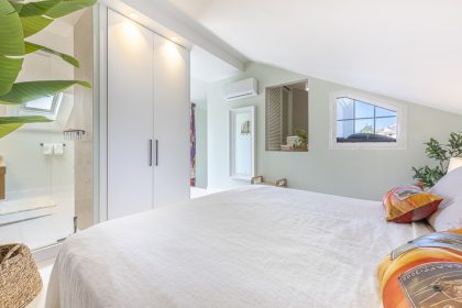 4247fdc17664d4956a1286853b10cc15 - 24