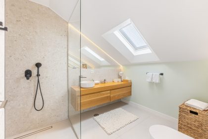 4247fdc17664d4956a1286853b10cc15 - 25