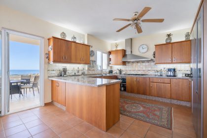 42ca2fdc19dbca7890237674e51d3618 - 9