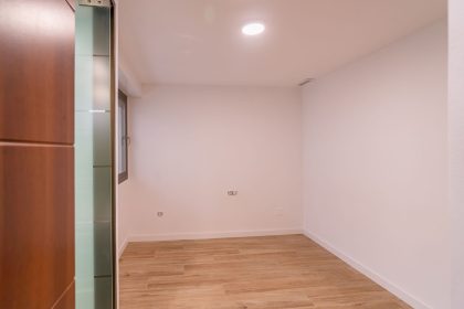 43174b955278bfb2b2b5bc2ed603154f - 18