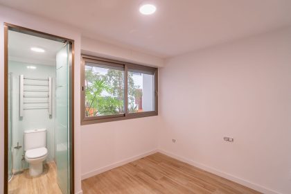 43174b955278bfb2b2b5bc2ed603154f - 21