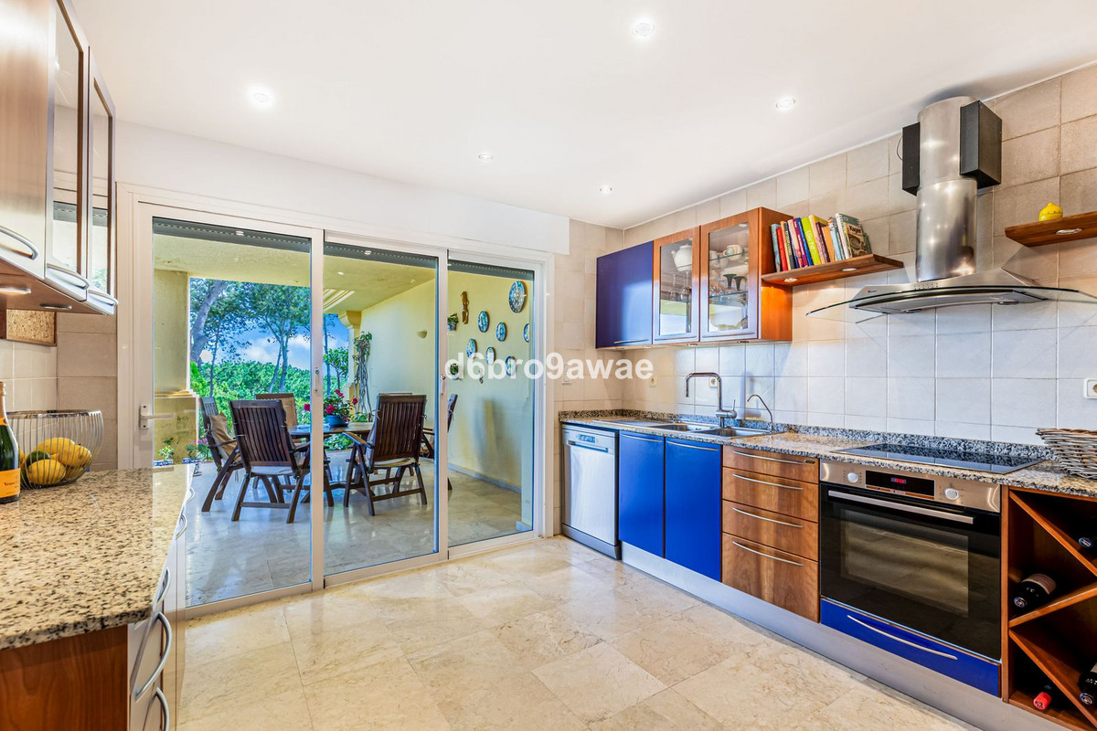 432b7c76877a3a895e4388a4a31fb2bd - 14