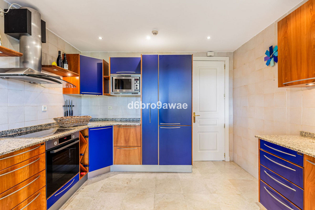 432b7c76877a3a895e4388a4a31fb2bd - 16