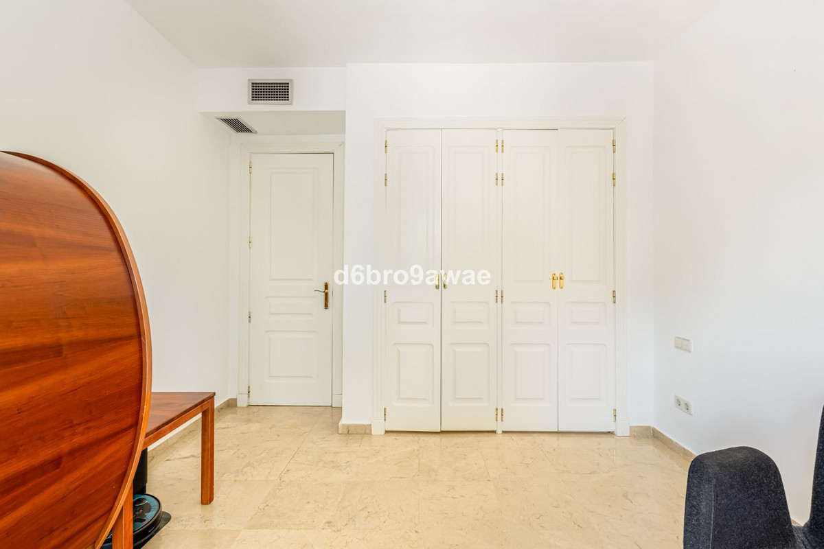 432b7c76877a3a895e4388a4a31fb2bd - 29