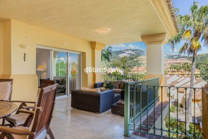 432b7c76877a3a895e4388a4a31fb2bd - 32