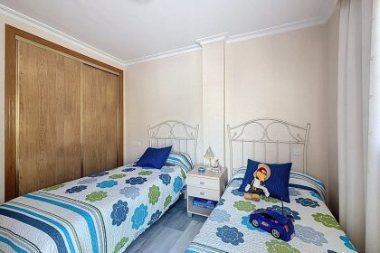 432fd46884cd6b72ef18003ab5ff0909 - 29