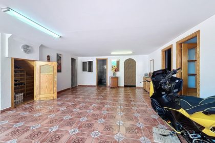 432fd46884cd6b72ef18003ab5ff0909 - 31