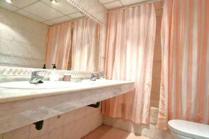 4354e849fc5d9ec96c7d461ae42ec13c - 16