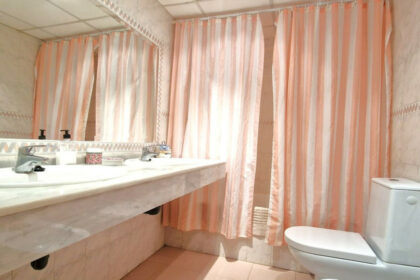 4354e849fc5d9ec96c7d461ae42ec13c - 19