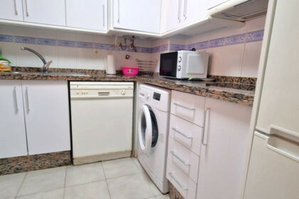 4354e849fc5d9ec96c7d461ae42ec13c - 6