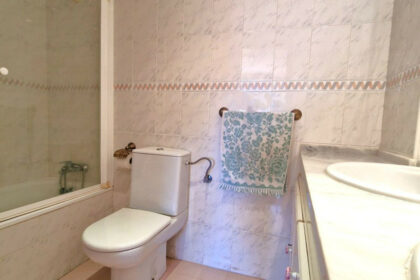 4354e849fc5d9ec96c7d461ae42ec13c - 9