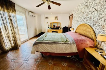 44300eae26e9231c07a370f2822d024c - 13