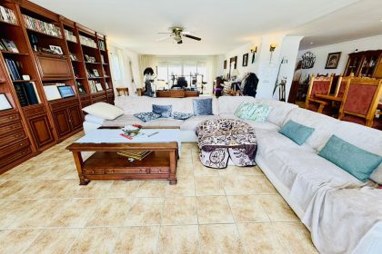 44300eae26e9231c07a370f2822d024c - 19