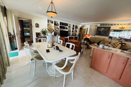 44300eae26e9231c07a370f2822d024c - 22