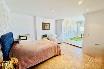 44300eae26e9231c07a370f2822d024c - 9