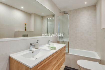 44896719f73be52a7ae3442241179e08 - 15