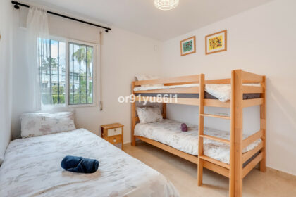 44896719f73be52a7ae3442241179e08 - 16