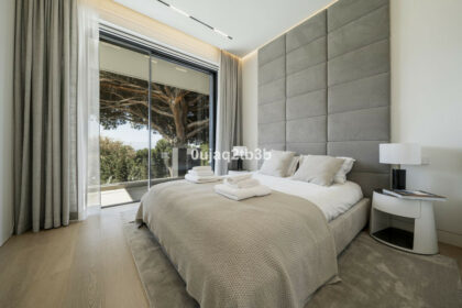 45362d6627bc83b35b3589ff246a0b67 - 25