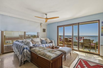 456d606a0b1a8776bf1422fce539d8a0 - 15