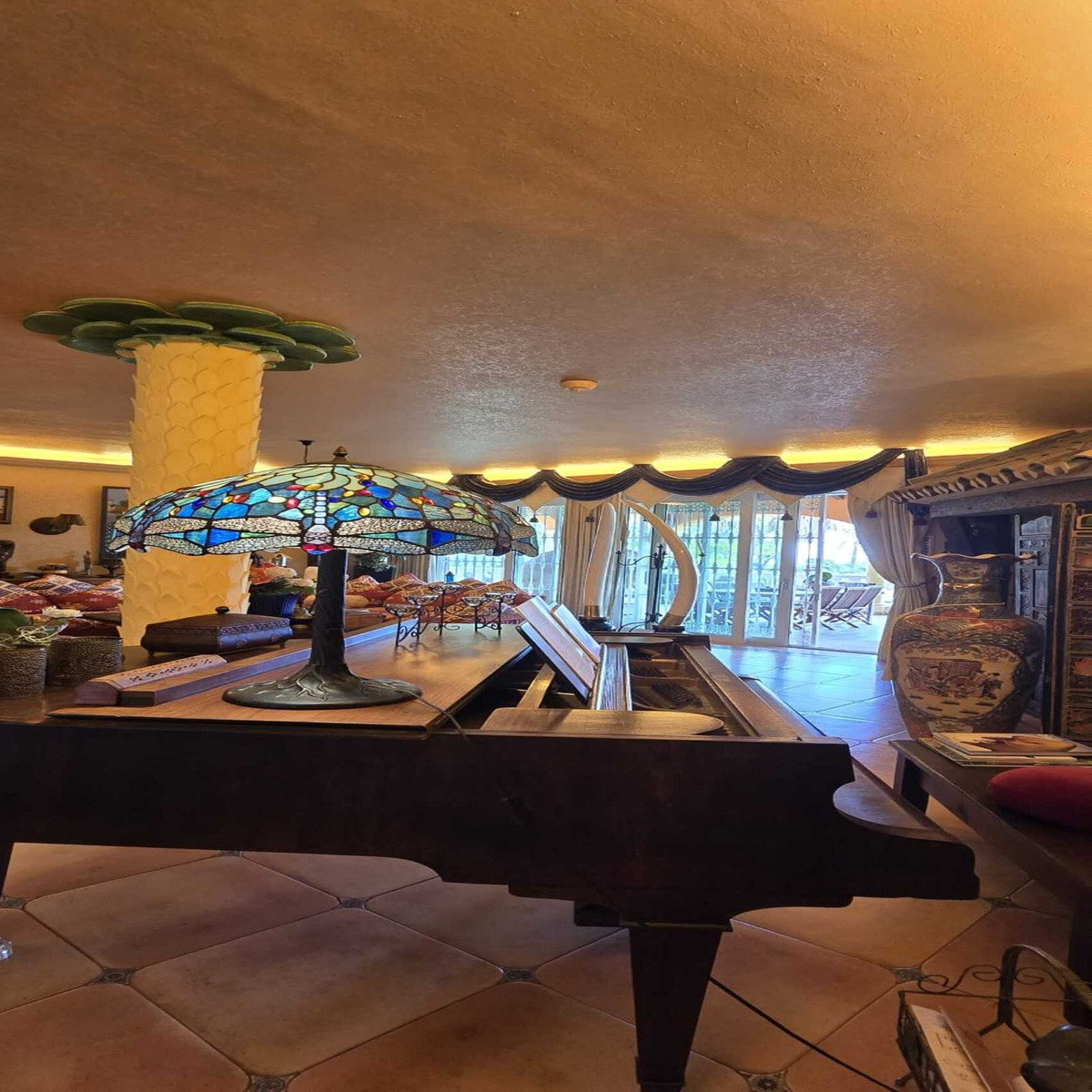 458d9eb83c4e7d83c99ca60f2dafad54 - 11