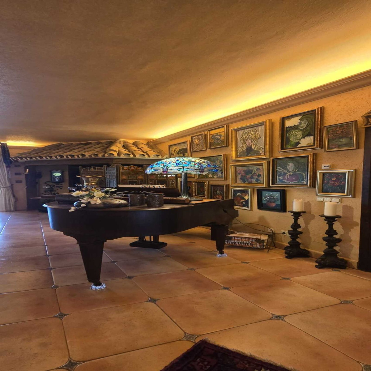 458d9eb83c4e7d83c99ca60f2dafad54 - 12