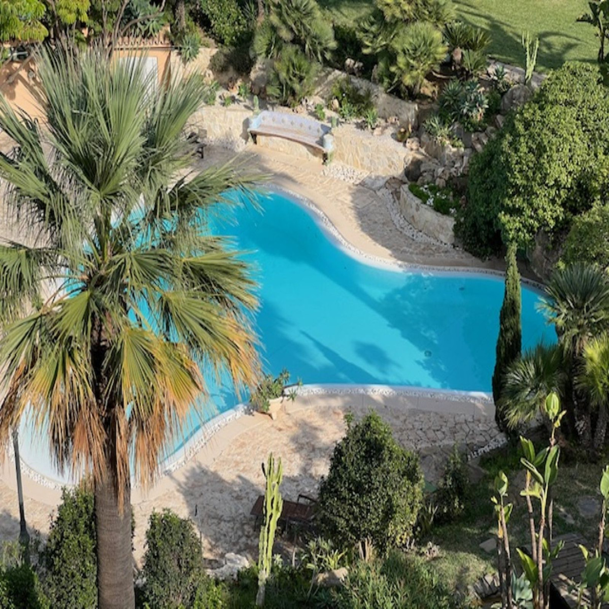 458d9eb83c4e7d83c99ca60f2dafad54 - 2