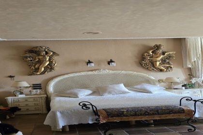 458d9eb83c4e7d83c99ca60f2dafad54 - 22