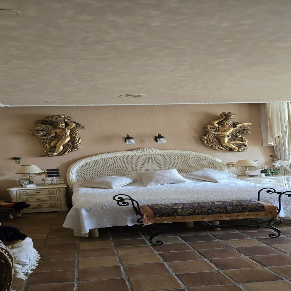 458d9eb83c4e7d83c99ca60f2dafad54 - 22